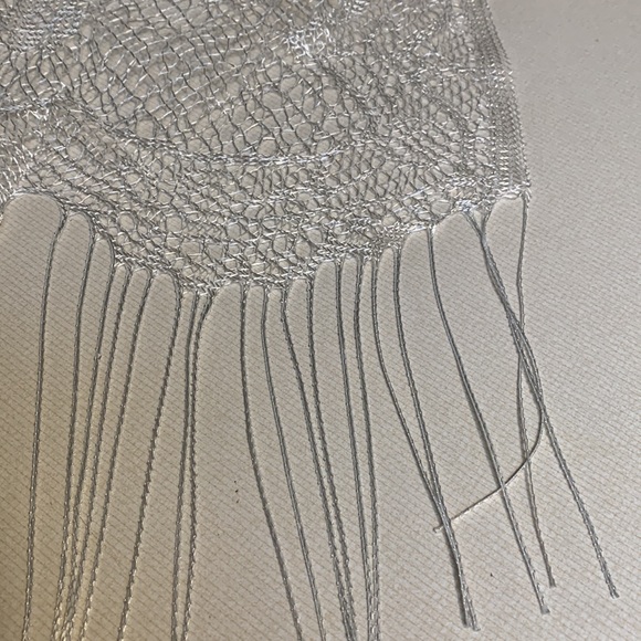 Two Elegant Scarfs Bundle NWT - Picture 8 of 9